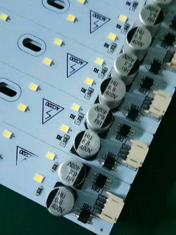 LED/TVレンズのmounter、LEDレンズのmounter、LEDレンズの一突きおよび場所機械